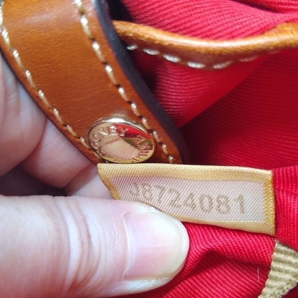 Dooney & Bourke Crossbody Bag Navy Blue Brown Pebbled Leather Adjustable - Picture 13 of 15